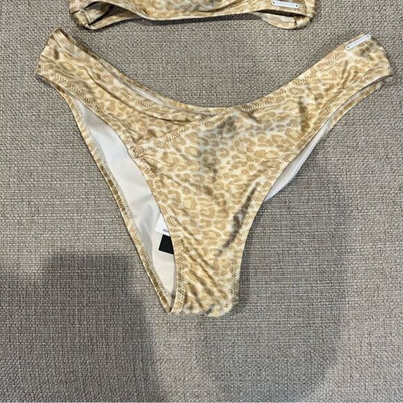 Kendall & Kylie Women’s Gold Rouched Bandeau Bikini Top/ Bottom Size L NWT - Picture 13 of 16